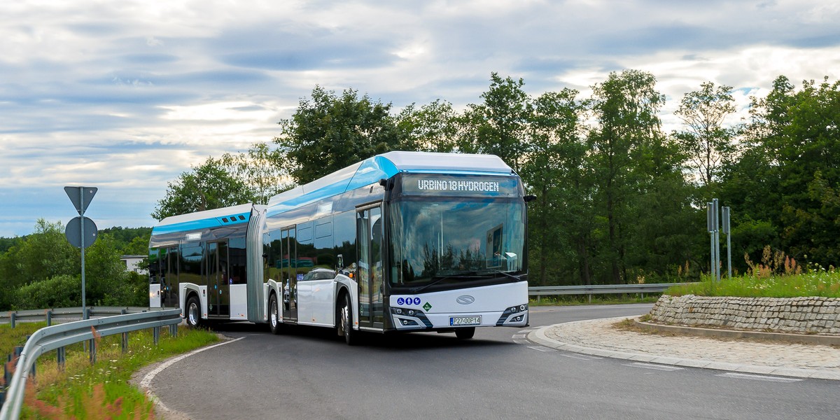 Urbino 18 hydrogen pomieści nawet 140 pasażerów i przejedzie bez przerwy 350 kilometrów