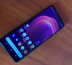 Xperia 5 III - smartfon dla tych, których odstraszyła cena flagowca [RECENZJA]