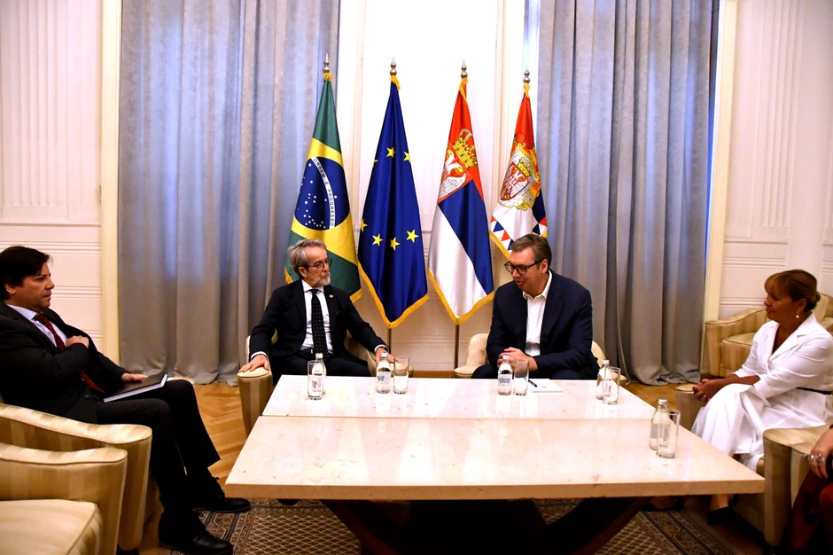 Vučić i ambasador Brazila