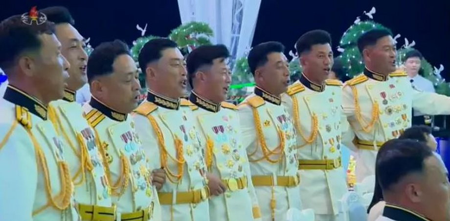 Imprezę Kima uświetnił chór koreańskiej Marynarki Wojennej 