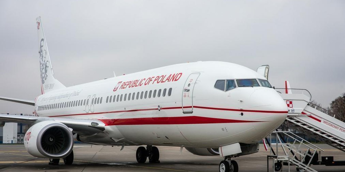 Pierwszy z trzech Boeingów 737-800 NG w biało-czerwonych barwach nosi imię "Józef Piłsudski"