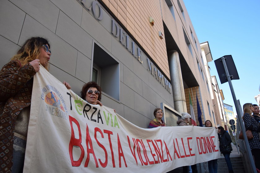 Italy: Shock sentence. Protest demonstration outside Ancona's court after it emerged that two men ac