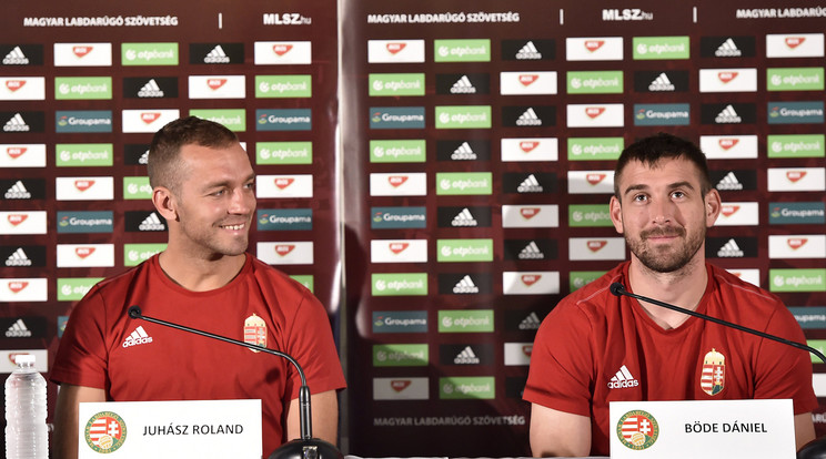 Juhász Roland és Böde Dániel várja már a portugálok elleni meccset /Fotó: MTI - Ilyés Tibor
