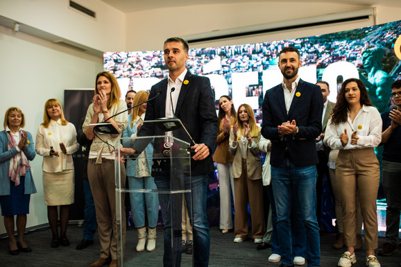 SAVO MANOJLOVIĆ PRELOMIO: Izlazi na izbore u Beogradu, evo ko će biti kandidat za gradonačelnika