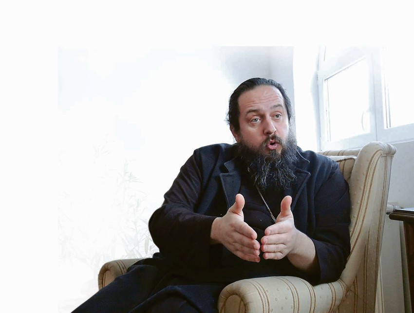 Otac Mihailo Biković