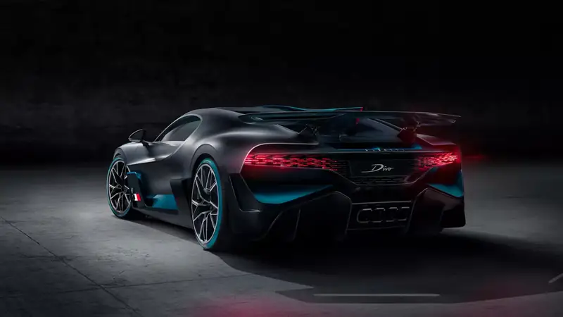 Bugatti Divo - motoryzacyjna niespodzianka sierpnia 2018 