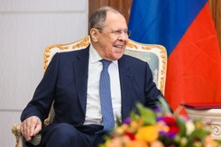 Ławrow w Afryce beztrosko kłamał o UE. 'Przegrywamy bitwę informacyjną na własne życzenie'