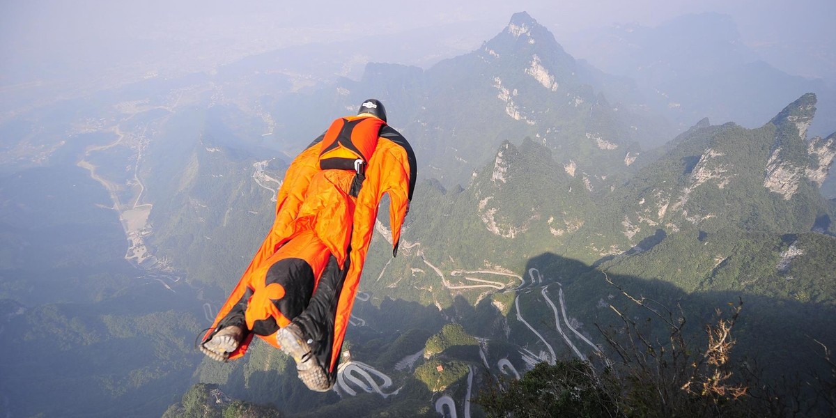 Ofiara wingsuit. We francuskich Alpach zmarł człowiek ptak