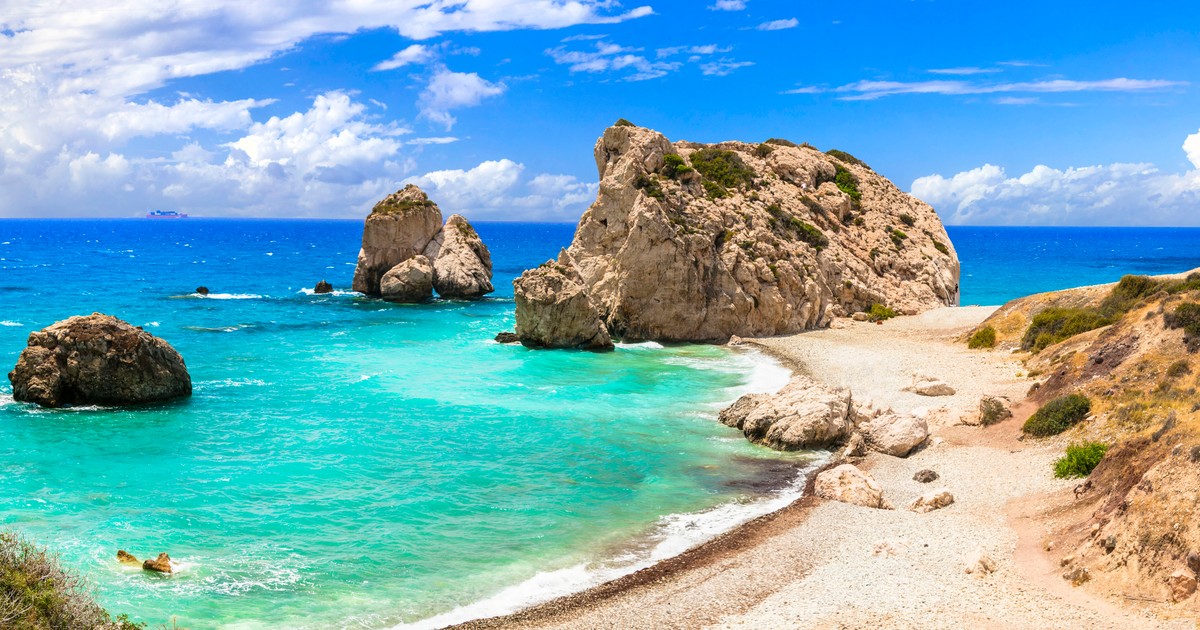 Przyjeżdża tu coraz więcej Polaków. W tej wyspie zakochał się sam Leonardo da Vinci