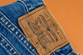 Zašto FARMERKE pozadi imaju KOŽNU ETIKETU? Ima veze s cenom, ali skoro niko ne zna tačno koliko je KORISNA