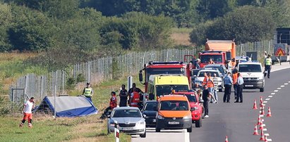 Marek i Ewa wkrótce mieli adoptować dziecko. Ona zginęła w wypadku autokaru w Chorwacji, on został ciężko ranny. Potrzebuje pomocy