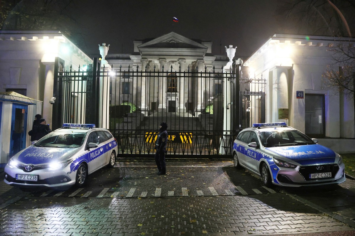 PiS uderzył w ambasadę Rosji. Partia złożyła projekt uchwały