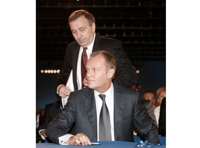 Donald Tusk i Grzegorz Schetyna podczas Krajowego Zjazdu PO w czerwcu 2010 roku