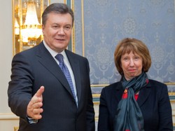 Janukowycz odgryza się zachodnim politykom: Nie mówcie nam, jak żyć