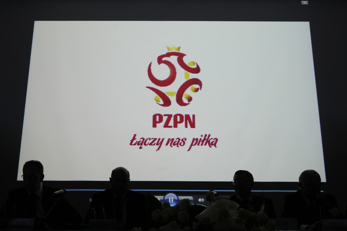 Posłowie za stworzeniem drugiego związku piłkarskiego