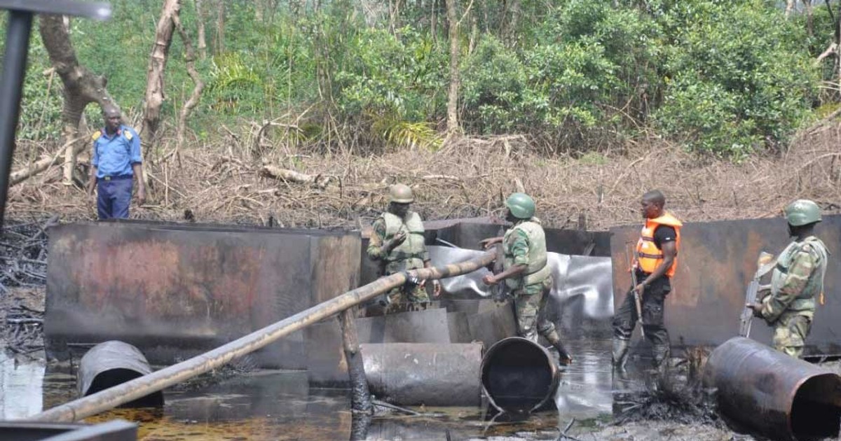 Military destroys 109 illegal refining site, arrests oil thieves - Vimarsana News