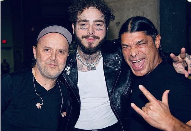 Post Malone w objęciach muzyków zespołu Metallica