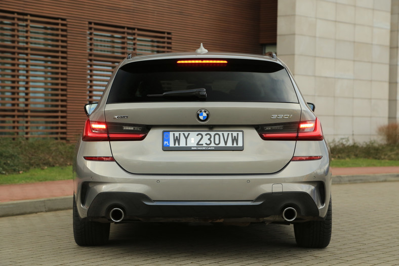 BMW 330i xDrive Touring