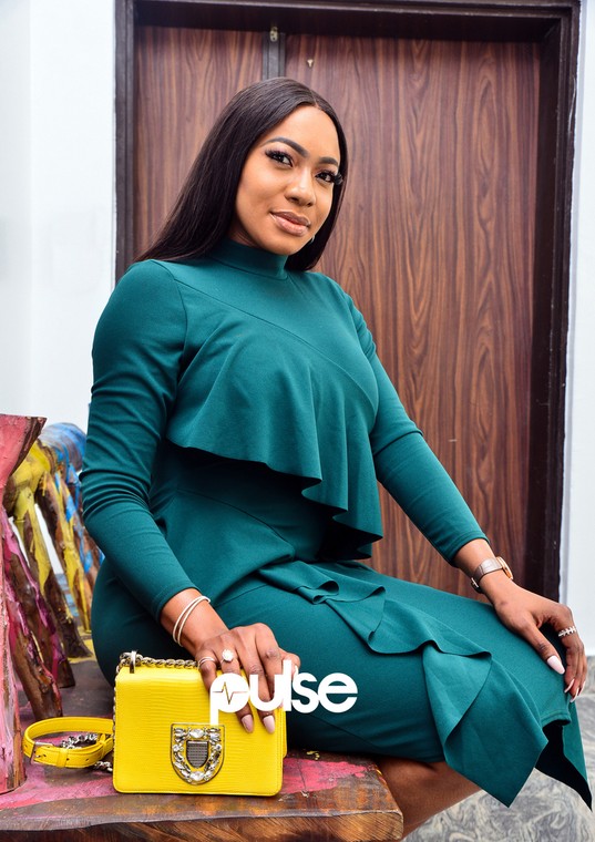 On a final note, Chika Ike chipped in on the controversial topic of the kinds of movies that are shown in cinemas. For the actress, it is all dependent on the people behind the movie as you can't really tell which movie would do well in the cinemas. [SEAN CALVIN03 NEWS]