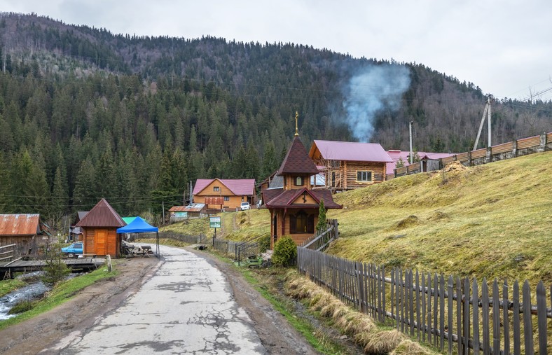 Karpaty, Ukraina