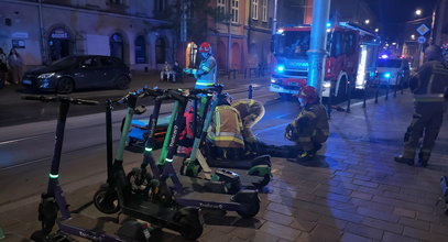 Koszmarny wypadek w Krakowie. Z kierownicą w oku trafił do szpitala