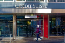 Credit Suisse to tylko wierzchołek góry lodowej. Chaos na rynkach bankowych