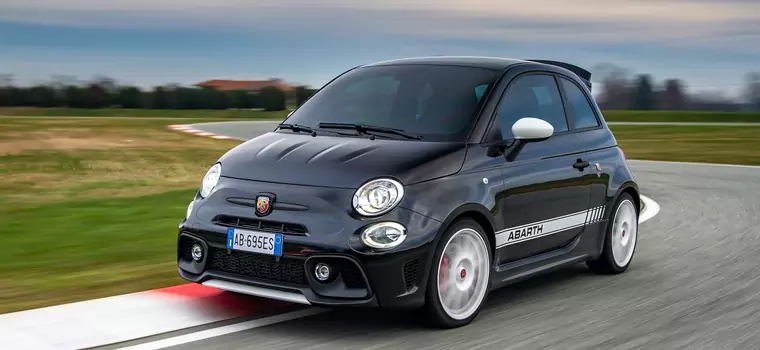 Abarth 695 Esseesse – powtórka z (dobrej!) rozrywki