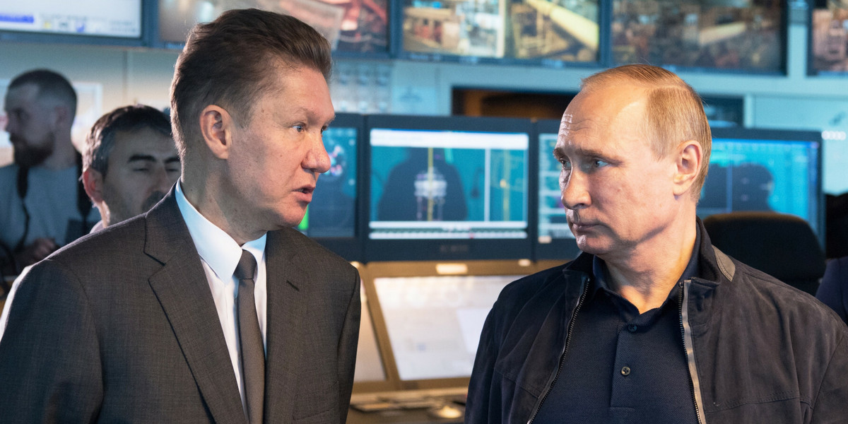 Od lewej: prezes Gazpromu Aleksiej Miller i prezydent Rosji Władimir Putin