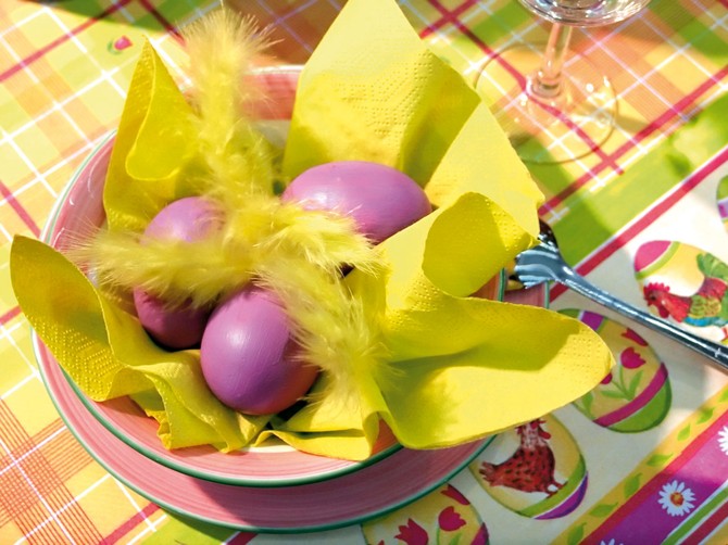 6207_easter-by-morning-dreamstime_1829018-ariadna-gold