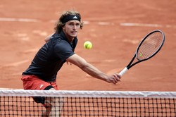 Trzeci z rzędu półfinał Zvereva w Paryżu