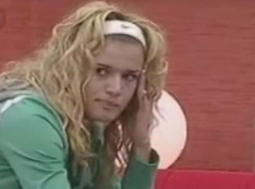 "Ginekolog mi je prepisao pogrešne pilule i umalo da izgubim bebu!" Potresna ispovest nekadašnje učesnice omiljenog muzičkog TV programa