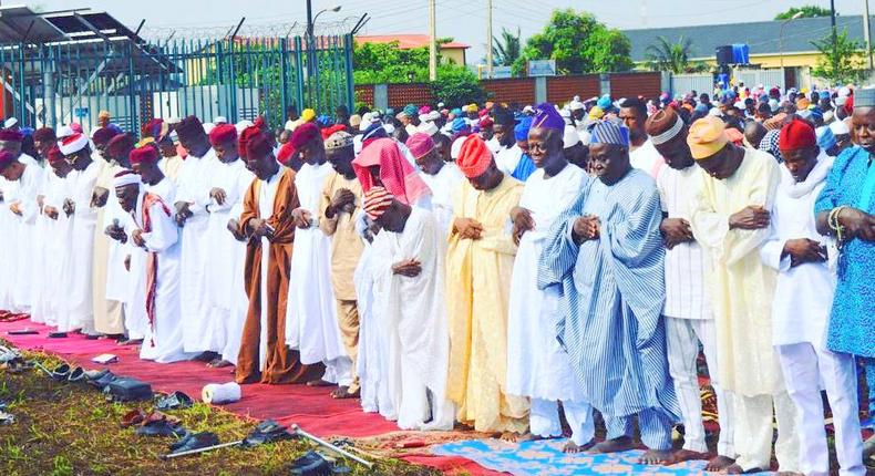 3-day Sallah holiday will negatively affect Nigeria's struggling economy [Premium Times Nigeria]