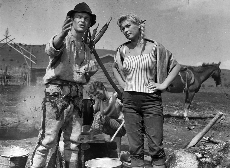Wanda Koczeska i Wiesław Dymny w filmie "Rancho Texas"