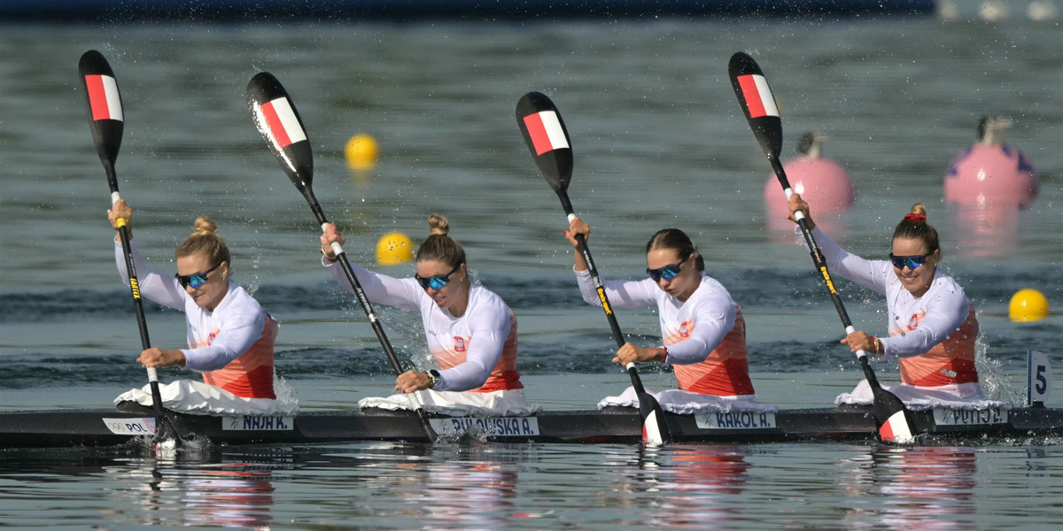 Polska osada płynąca w K-4 w składzie Karolina Naja, Anna Puławska, Adrianna Kąkol, Dominika Putto powalczy o medal.