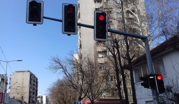 semafori u Vojvode Stepe