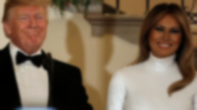 Olśniewająca Melania Trump na balu w Białym Domu. Dzięki tej sukni skradła całe show