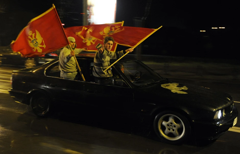 Proslava na ulicama Podgorice posle pobede DPS-a na izborima 2009. godine