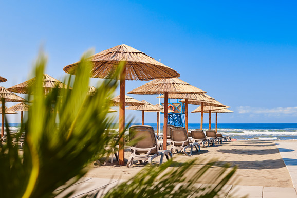 Luksuzni kompleks na mapi sve većeg broja turista Azul Beach: Resort Montenegro – popularan izbor gostiju širom Evrope
