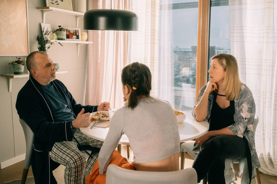 Branka Katić u seriji "U klinču"