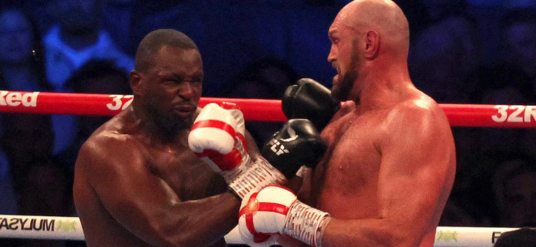 Tyson Fury obronił mistrzostwo! "Król Cyganów" znokautował Dilliana Whyte'a [WIDEO]