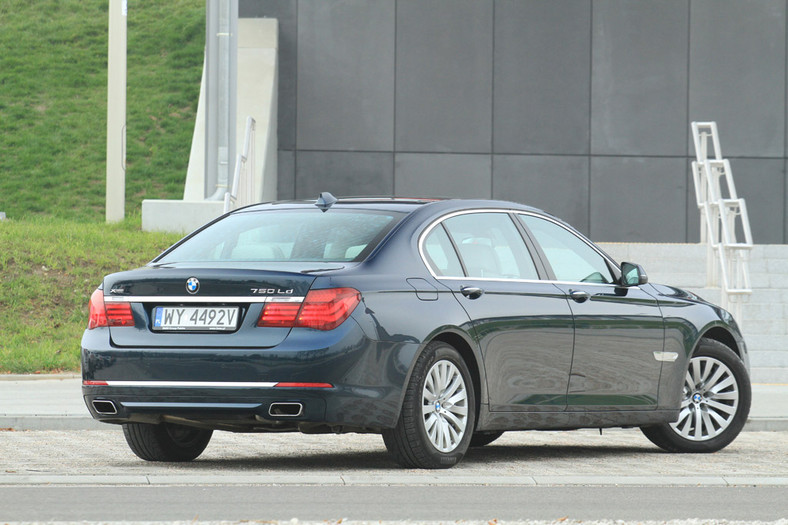 Test BMW 750Ld XDrive: komfortowa limuzyna