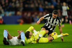 Bolesna porażka Aston Villa, Elijah Adebayo popisał się hat-trickiem