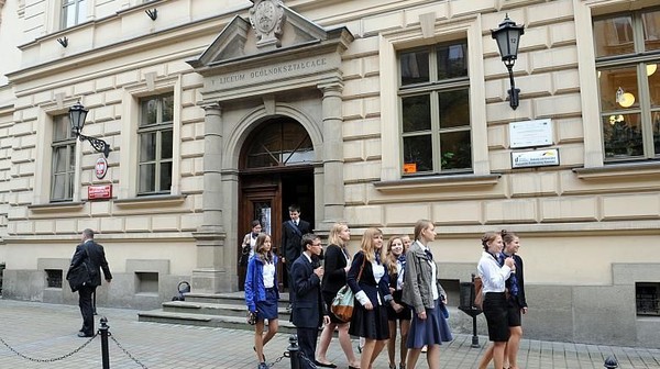 V LO w Krakowie zajęło 1. miejsce w ogólnopolskim rankingu liceów