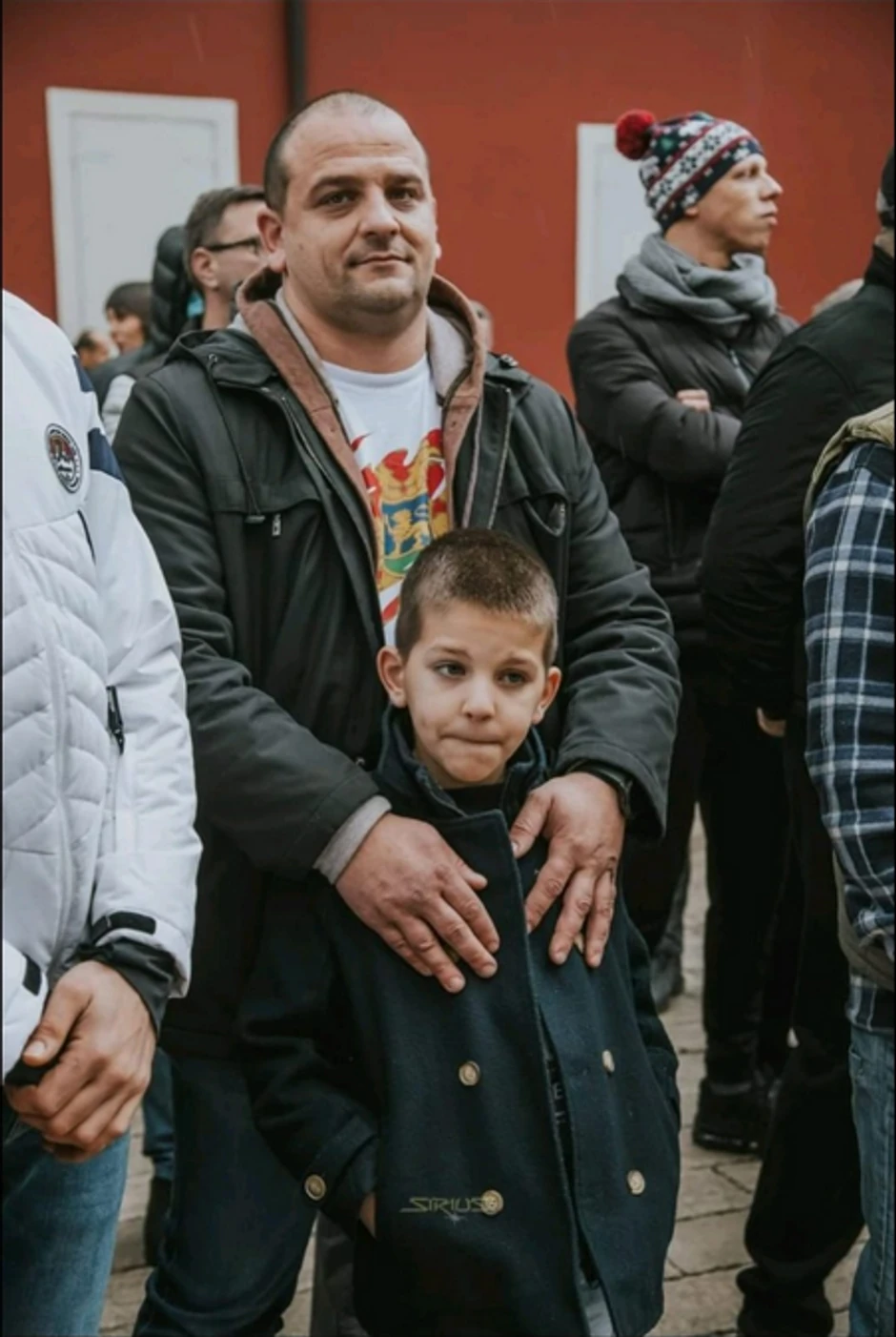 Miloš Martinović objavio fotografije ubijene dece, supruge i kuma