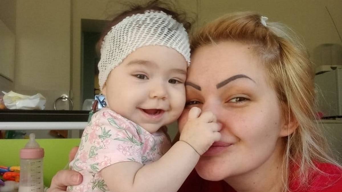 "Molila sam Boga da mi DETE NE UMRE i pitala šta ako UMRE" Milica je sa godinu dana dobila NAJCRNJU dijagnozu, a jednu stvar NIKO nije razumeo i svi su joj se divili (FOTO) Kép