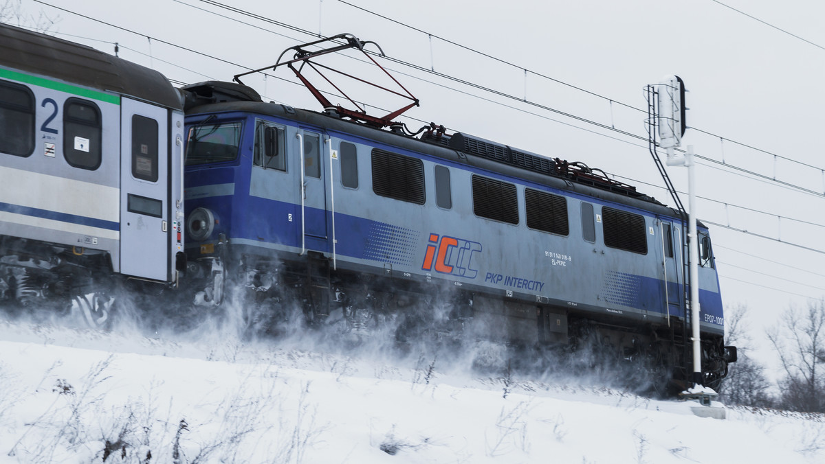 Uwaga turyści. Utrudnienia na trasie kolejowej Kraków -Zakopane