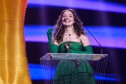 Kanapka Sanah wywołała kolejną burzę w sieci. Fani nie kryją zawodu [FOTO]