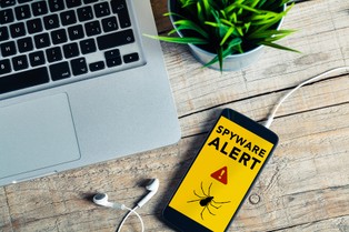 Pegasus i inne programy szpiegujące na cenzurowanym