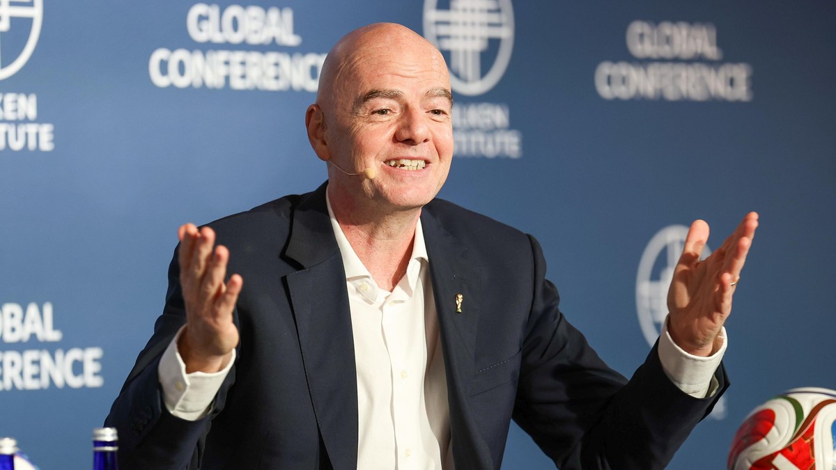Predsednik Fifa Đani Infantino brani odluku da se odrede visoke cene ulaznica za Mundijal, koji će se održati između 11. juna i 19. jula | Foto: Getty Images