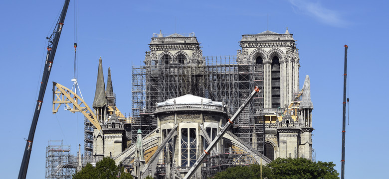 Ruszyła odbudowa katedry Notre Dame